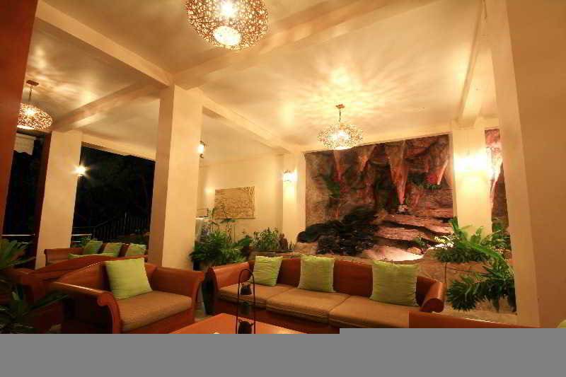 هتل Pinnacle Koh Tao Resort