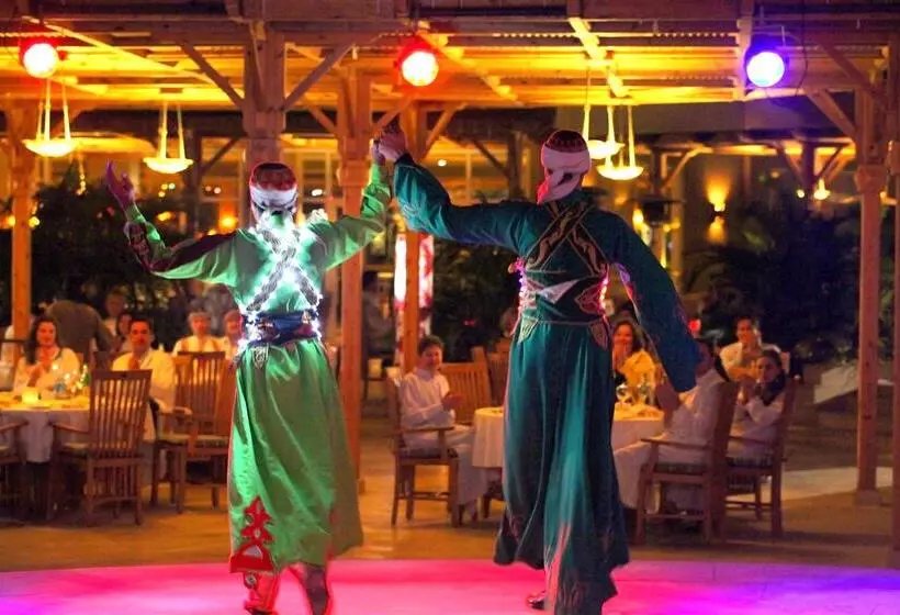 هتل The Breakers Diving And Surfing Lodge Soma Bay