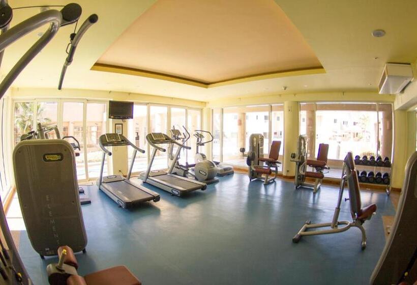 هتل The Breakers Diving And Surfing Lodge Soma Bay