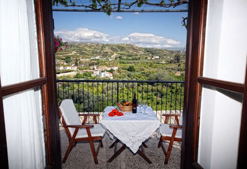 Leonidas Village Houses