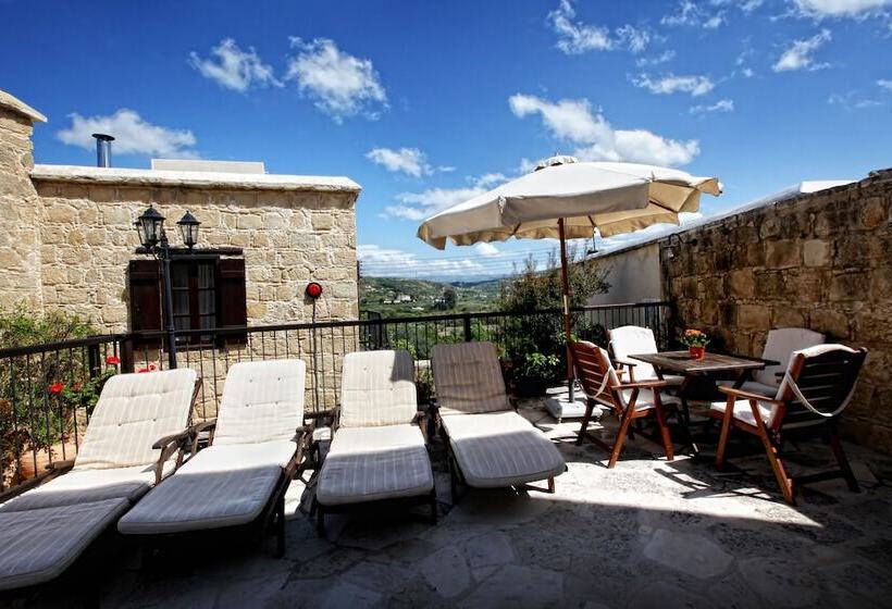 Leonidas Village Houses