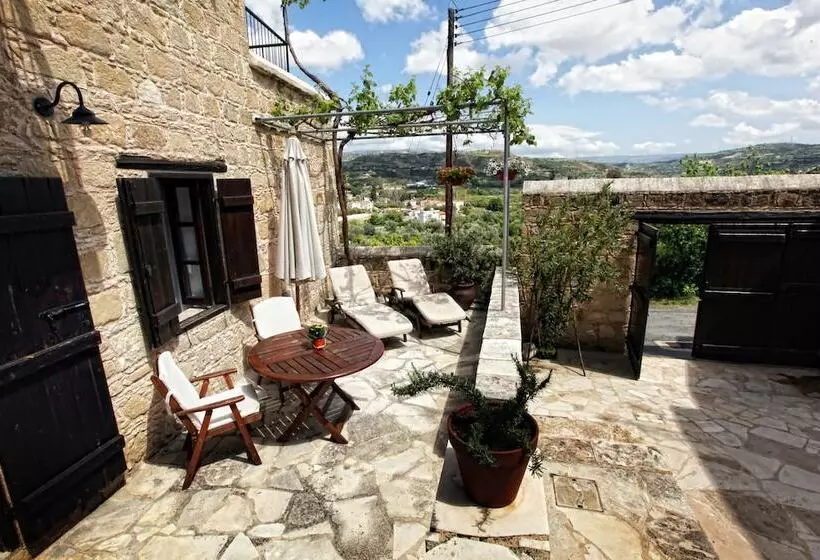 Leonidas Village Houses