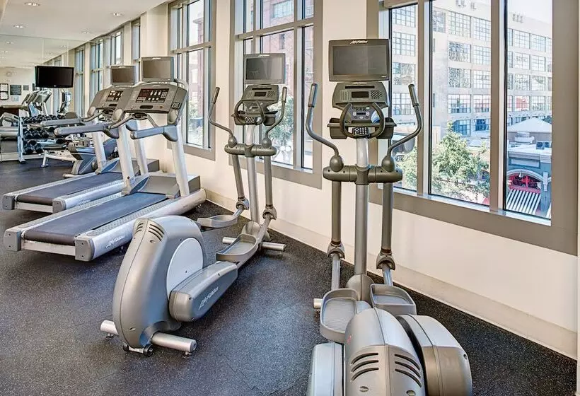 Residence Inn By Marriott San Diego Downtown/gaslamp Quarter