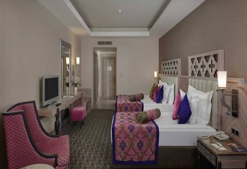 منتجع Royal Alhambra Palace