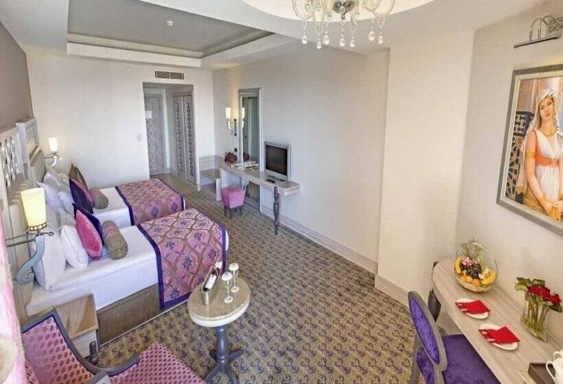 منتجع Royal Alhambra Palace