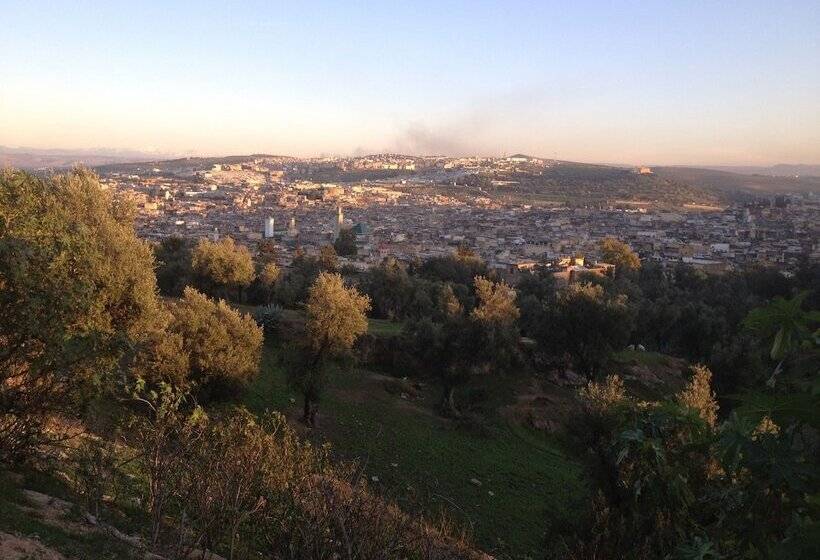 里亚德 Dar Anebar