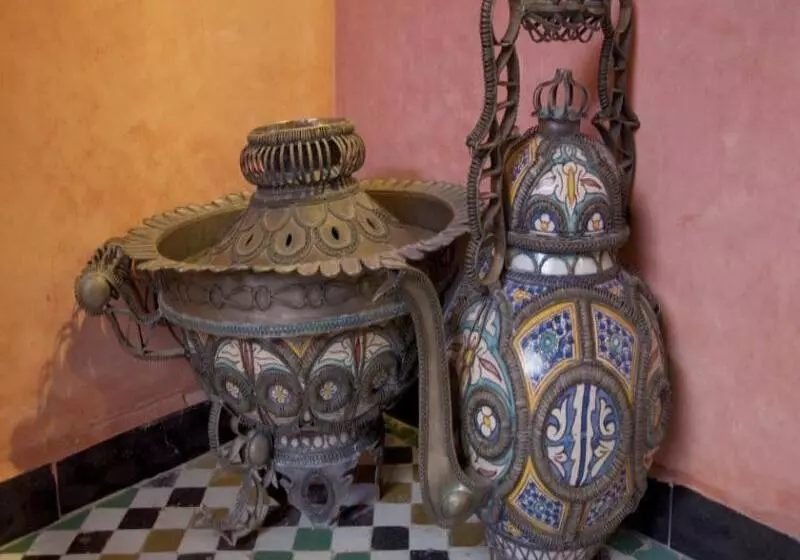 里亚德 Dar Anebar