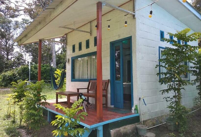 ベッドアンドブレックファースト Tanjong Tinggi Cottage