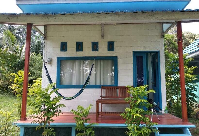 ベッドアンドブレックファースト Tanjong Tinggi Cottage