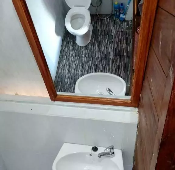 Aamiaismajoitus (B&B) Tanjong Tinggi Cottage