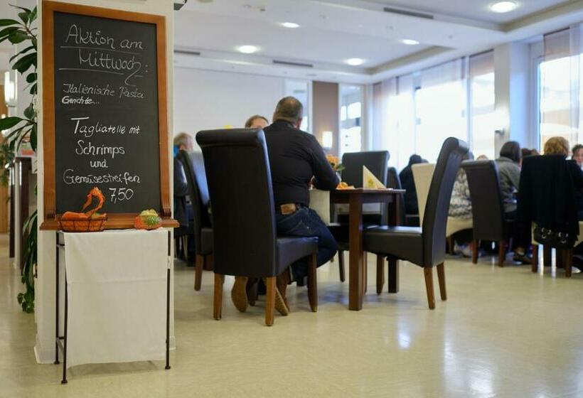 ペンション Gästehaus Schumm