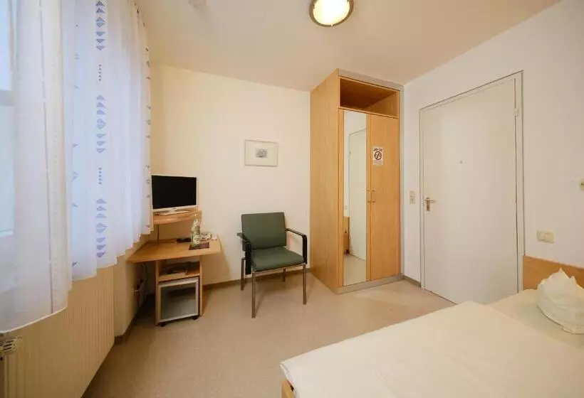 Majatalo Gästehaus Schumm