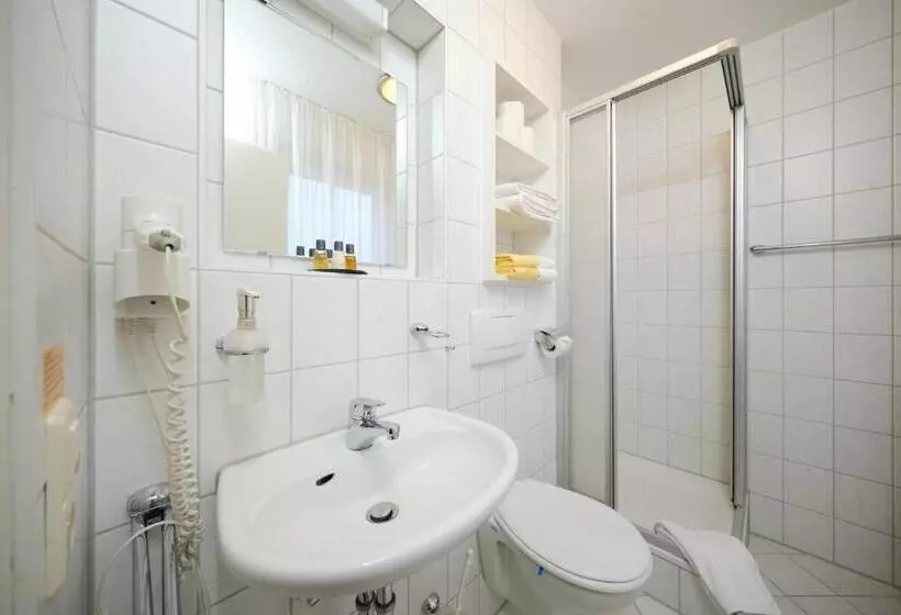 Majatalo Gästehaus Schumm