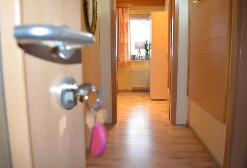 ペンション Pause