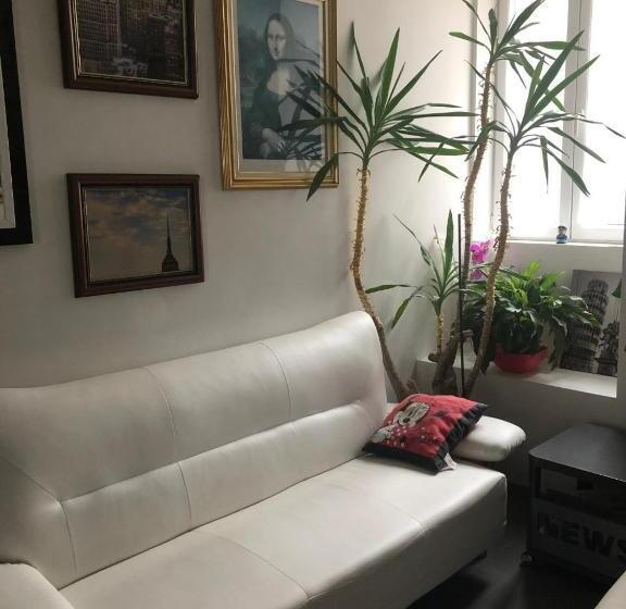 تختخواب و صبحانه House