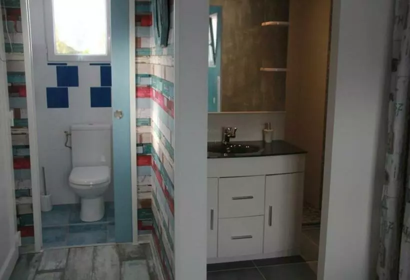 Aamiaismajoitus (B&B) Karabi