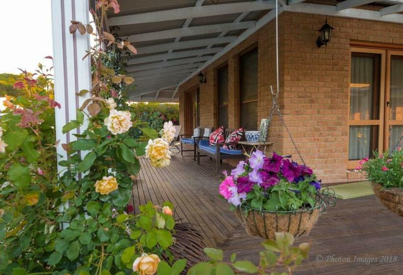 ペンション Sanctuary@waratah