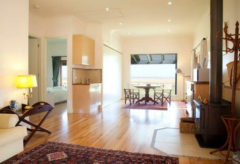 ペンション Sanctuary@waratah