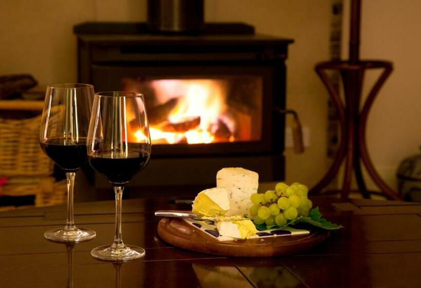 ペンション Sanctuary@waratah