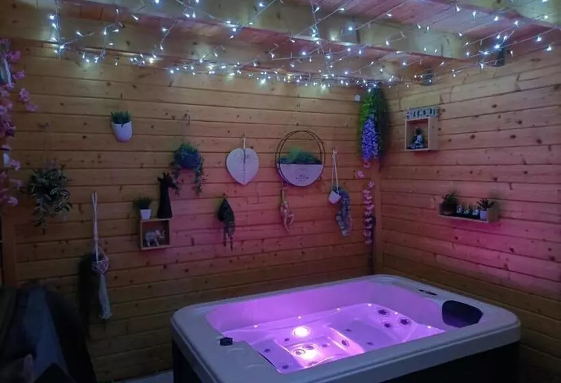 Aamiaismajoitus (B&B) Le Cosy Cabarieu