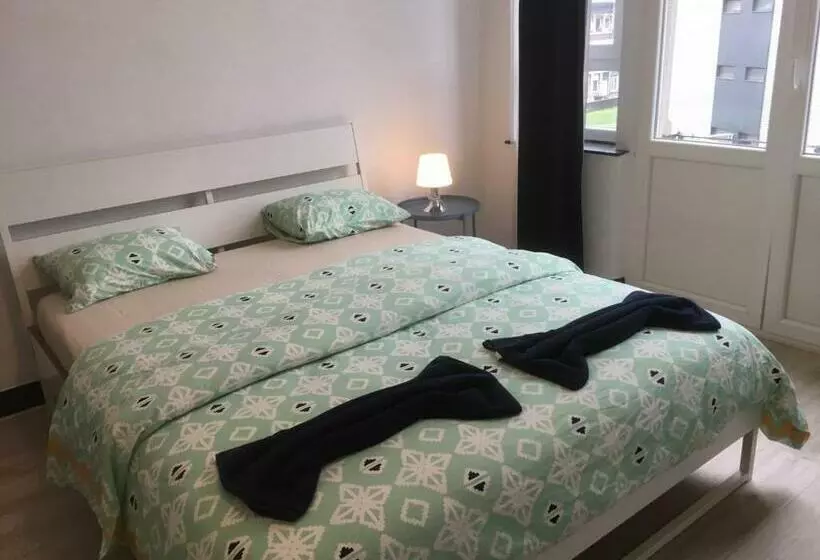 تختخواب و صبحانه Leonard Room