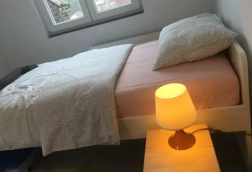 تختخواب و صبحانه Leonard Room