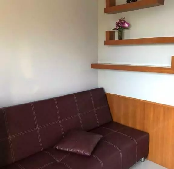 Majatalo Big Ben Residence