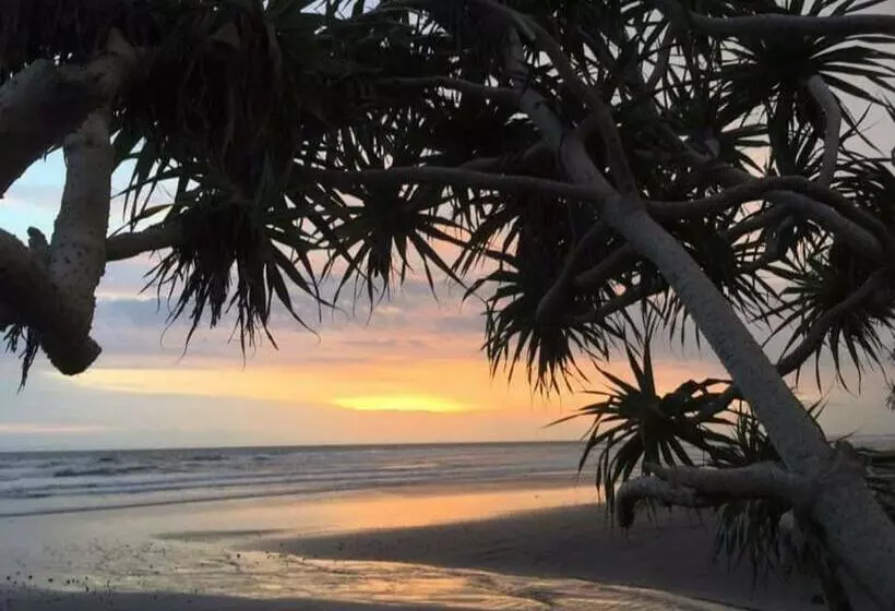 ペンション Sunsets At Sumbul