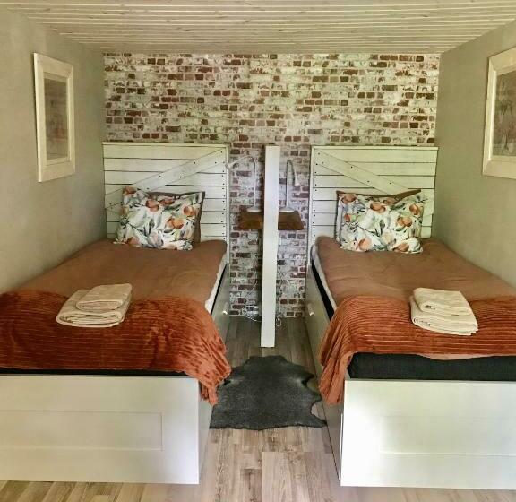 住宿加早餐  The Old Henhouse