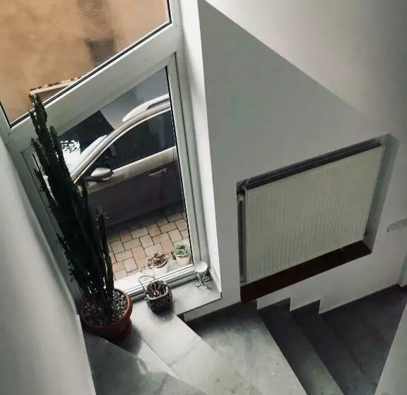 پانسیون Bruno Apartment