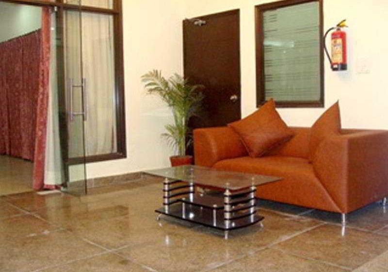 Hotel Astoria Plazza Sector 31