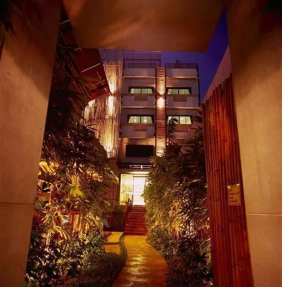 Hotelli Bamboo House Phuket