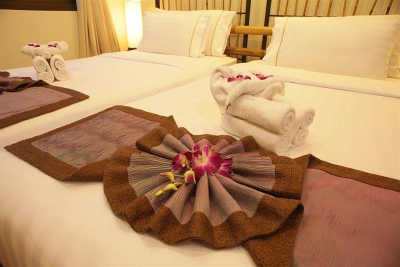 בית מלון כפרי Bamboo House Phuket