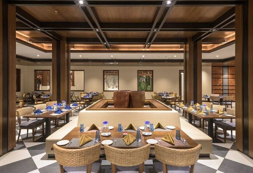 فندق Club Mahindra Ashtamudi