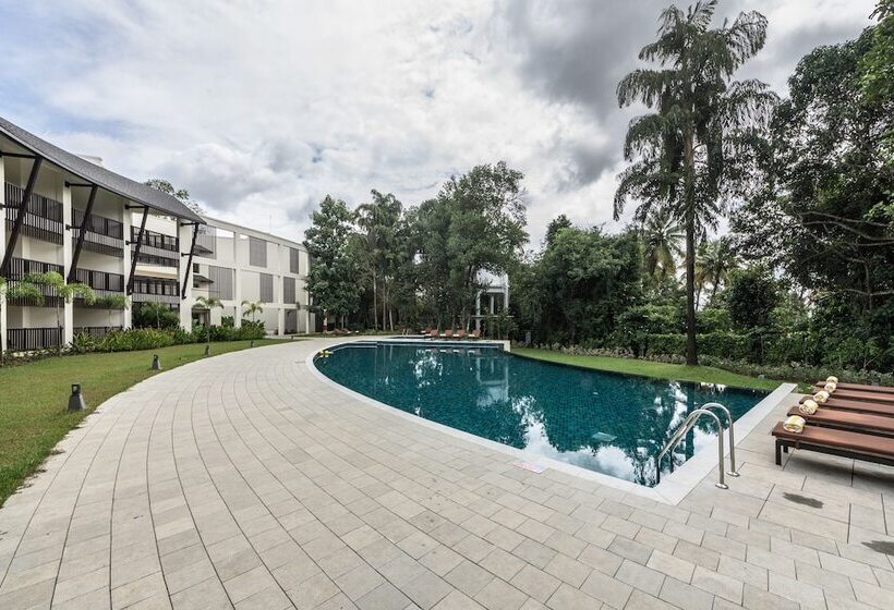 فندق Club Mahindra Ashtamudi