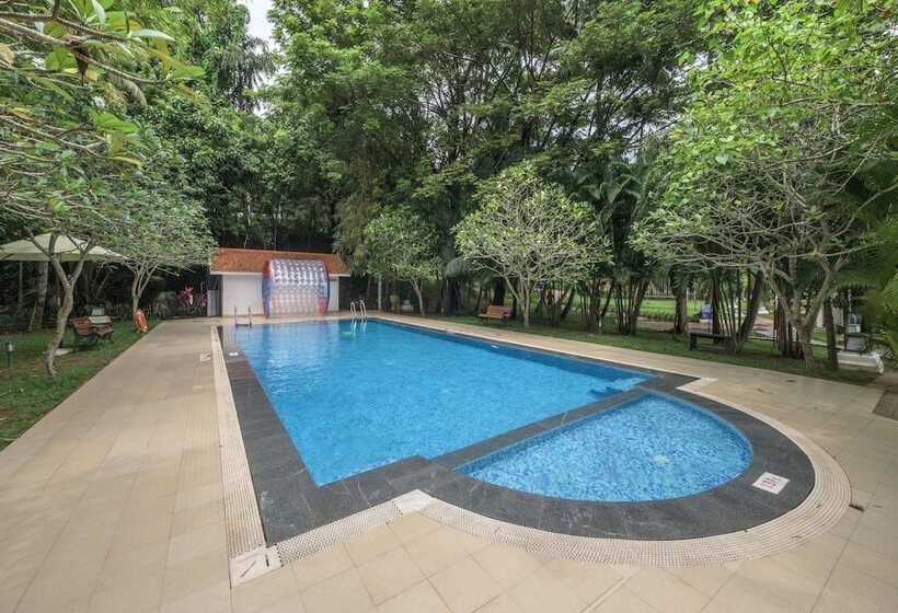 فندق Club Mahindra Ashtamudi