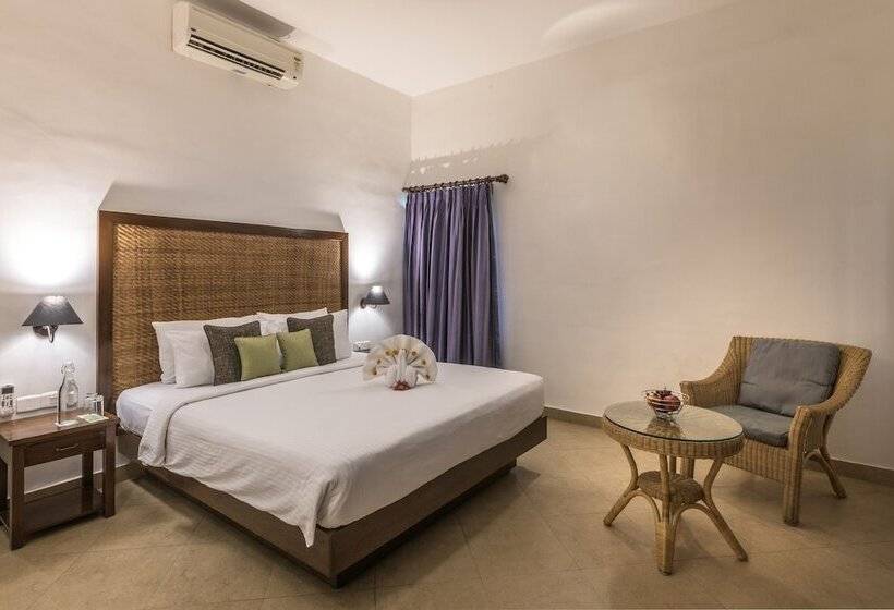 فندق Club Mahindra Ashtamudi