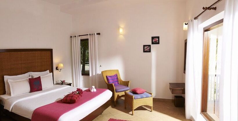 فندق Club Mahindra Ashtamudi