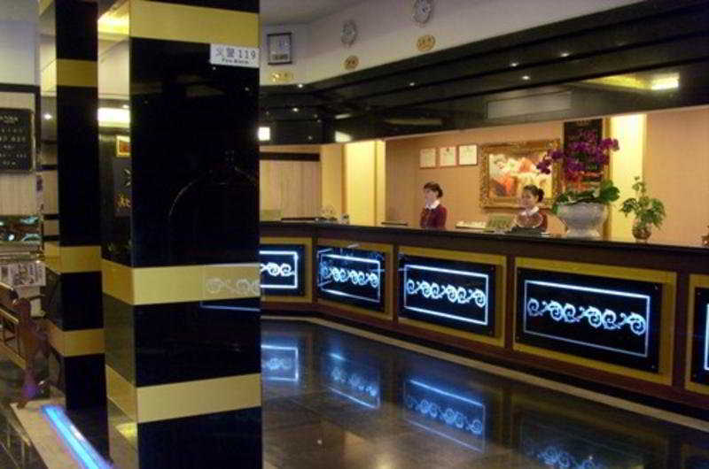 فندق Colorful City