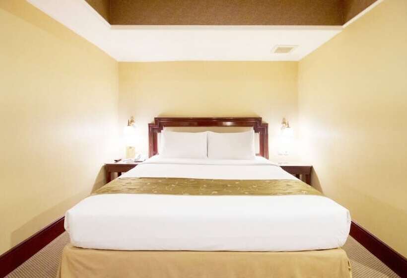 Golden Boutique Hotel Melawai