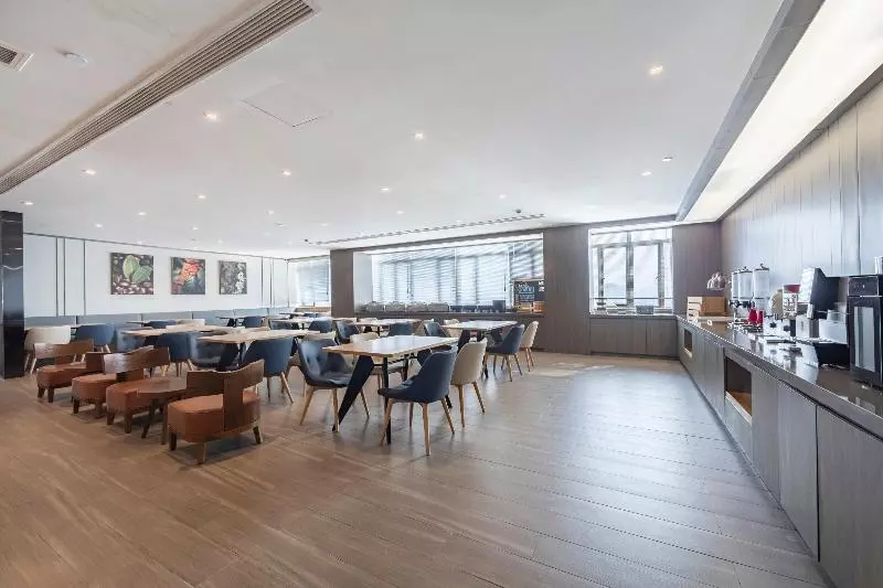 Hotel Hanting Shanghai Caohejing Yishan Road