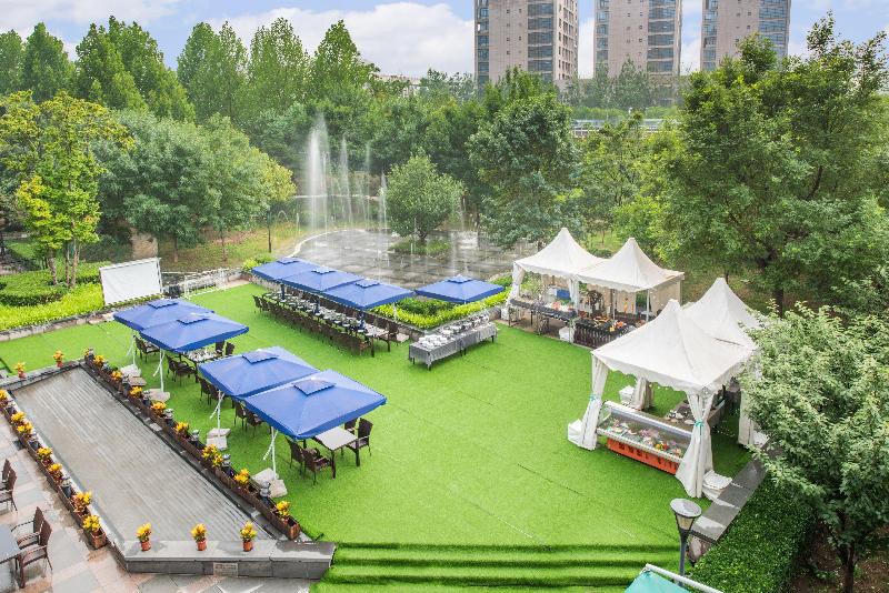 Отель Holiday Inn Beijing Haidian