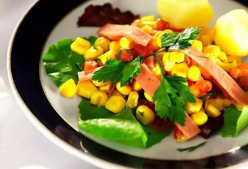 Avanti Hotel & Convention Center