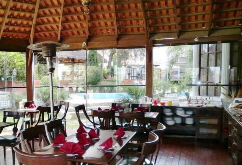 Avanti Hotel & Convention Center