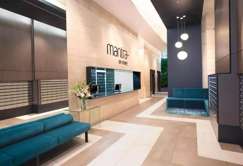 Отель Mantra On Mary