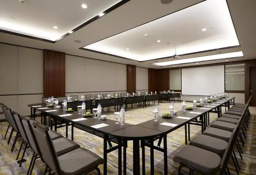 Mason Pine Hotel Bandung