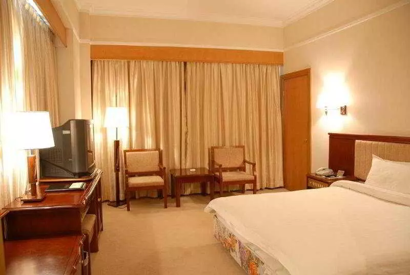 Hotel Purple British