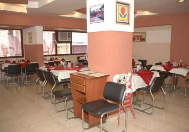 Hotel Savshanti Towers