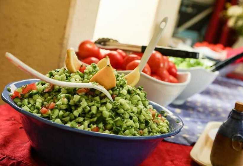 Hotelli Shaar Hagolan Kibbutz Country Lodging
