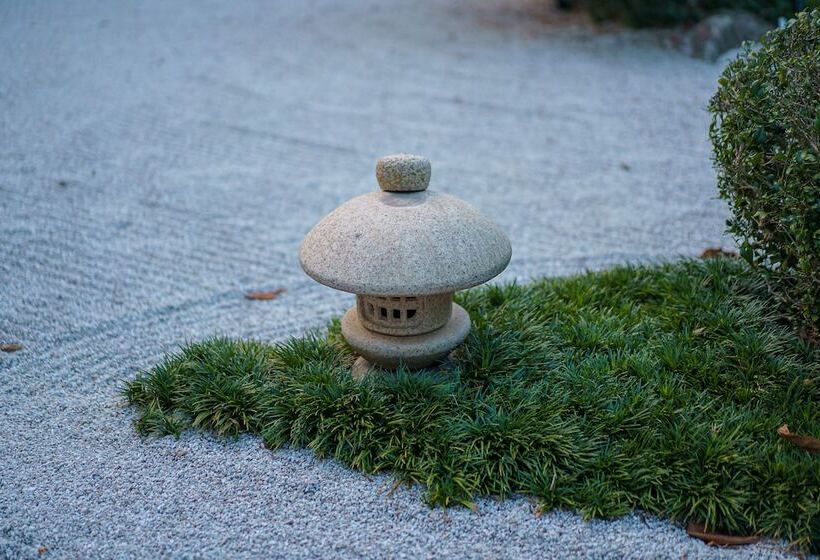 Otel Shenzhen Castle